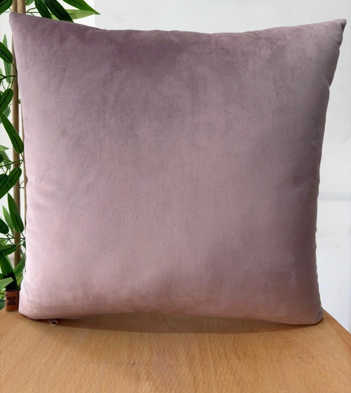 Luxury Soft Kadife Açık Lila Kırlent Kılıfı ,Yumuşak Dokulu, Şık& Modern